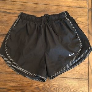 WOMENS Nike Dri-Fit Tempo Running Shorts